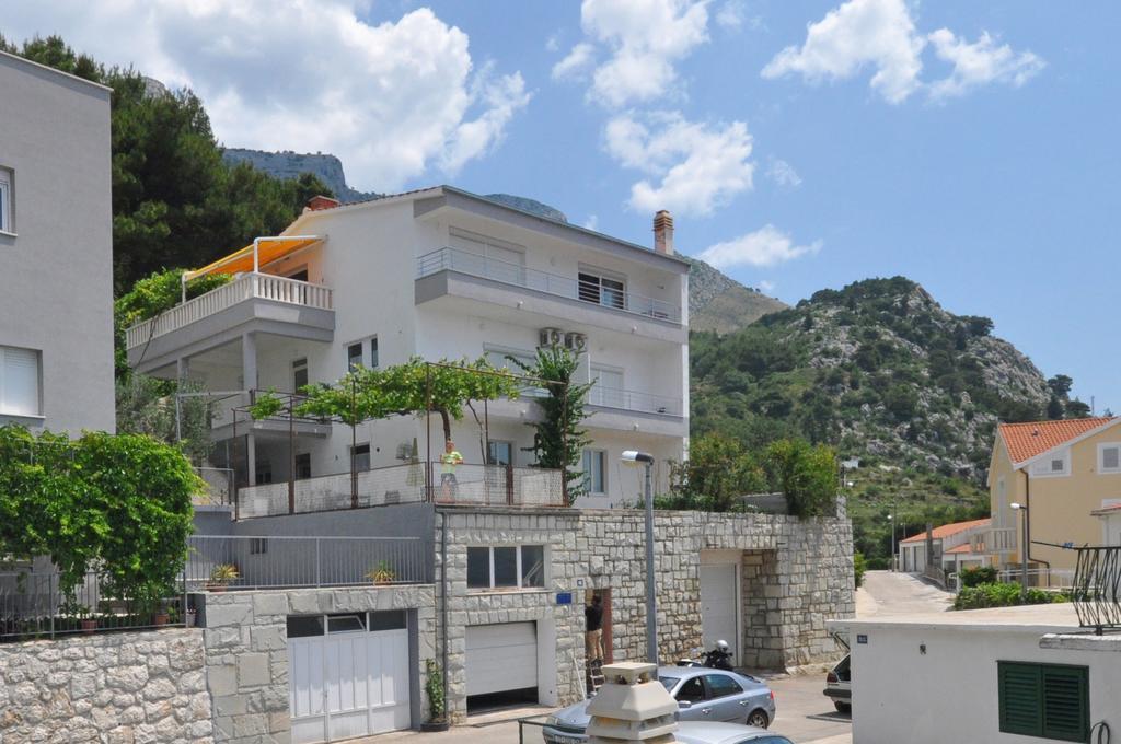 Apartments Zorka Leko Omiš Exterior foto